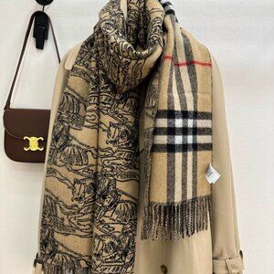 Burberry Knight Double-sided Shawl